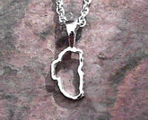 Small 14 Karat White Gold Lake Tahoe Outline Pendant.
MEASURES 1/2 OF